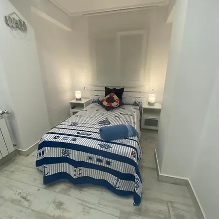 Apartamento Tranquilo Cerca Del Sardinero Lägenhet