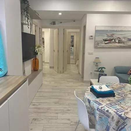 Apartamento Tranquilo Cerca Del Sardinero Lägenhet